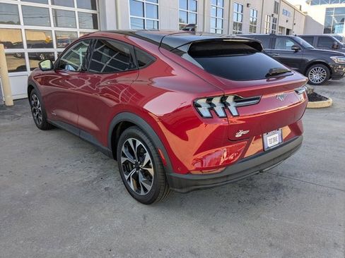 Used 2024 Ford Mustang Mach-E Select w/ Comfort Package Lite image 6