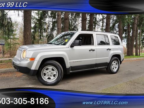 Used 2011 Jeep Patriot Sport FWD image 5