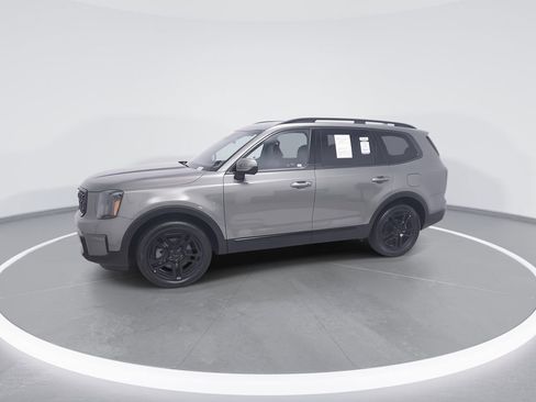 Used 2025 Kia Telluride EX X-Line image 4
