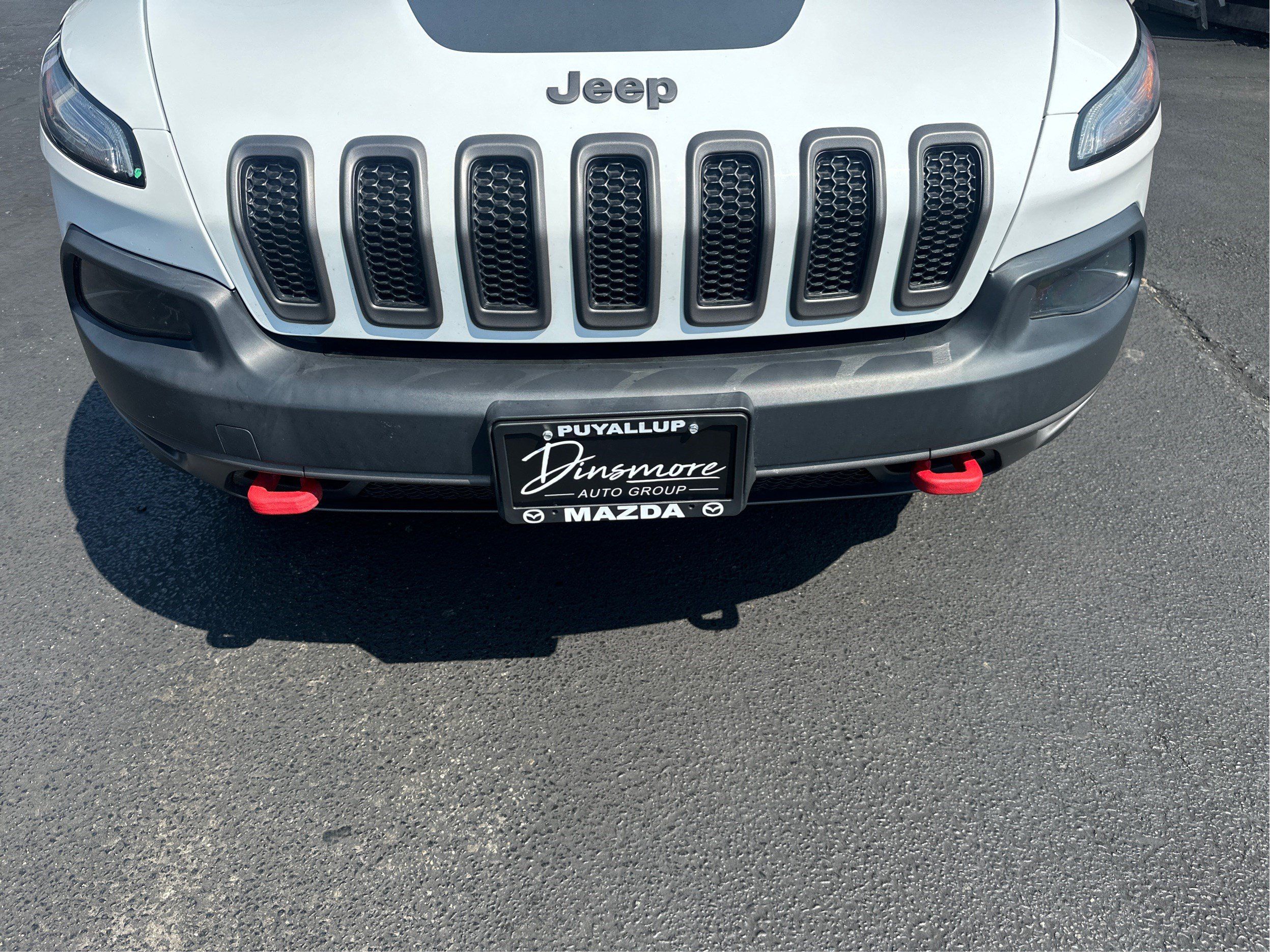 Used 2017 Jeep Cherokee Trailhawk AWD/4WD image 22