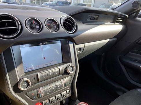 Used 2016 Ford Mustang Shelby GT350 w/ Technology Package image 17