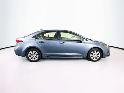 Used 2022 Toyota Corolla LE image 10