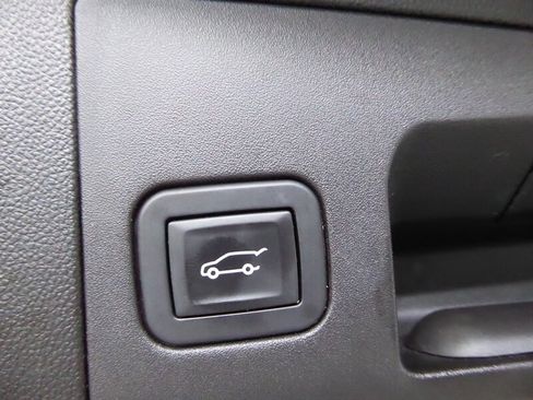 Used 2019 Cadillac XT5 Luxury FWD image 32