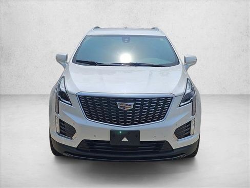 Used 2022 Cadillac XT5 Luxury FWD image 2