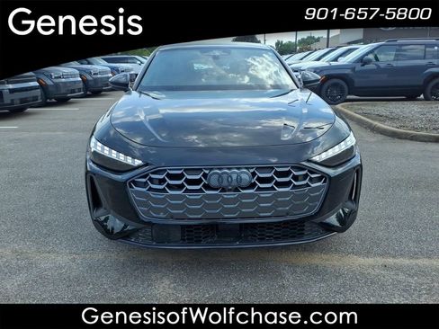 Used 2025 Audi A5 2.0T Premium Plus w/ Premium Plus AWD/4WD image 8