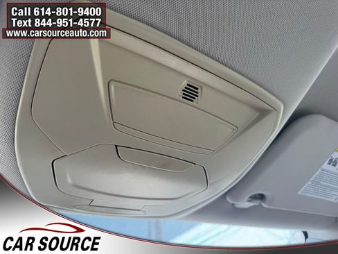 Used 2016 Ford C-MAX SE image 17