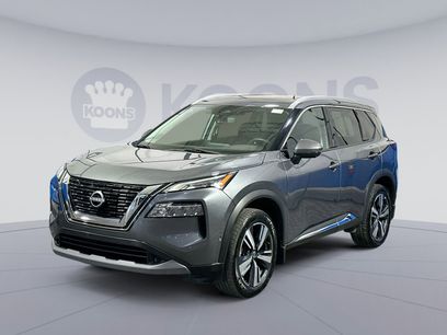 Used 2023 Nissan Rogue SL w/ SL Premium Package