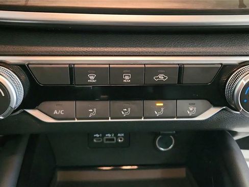 Used 2023 Nissan Altima 2.5 SV image 29