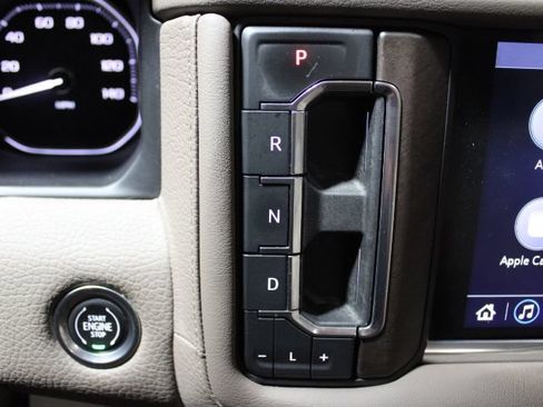 Used 2021 GMC Yukon Denali w/ Denali Ultimate Package AWD/4WD image 42