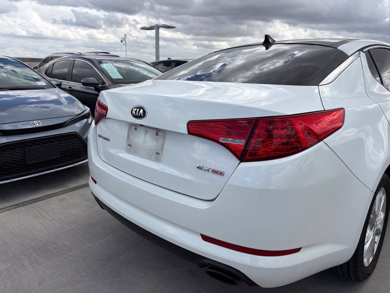 Used 2013 Kia Optima EX w/ Premium Pkg FWD image 4