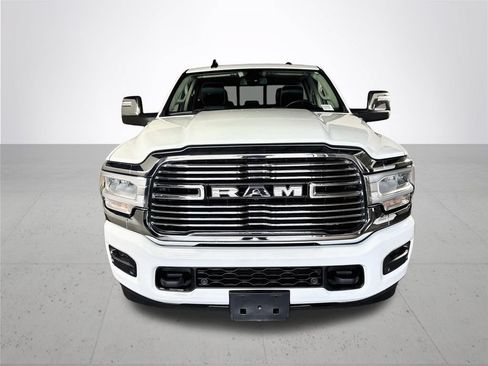 Used 2024 RAM 2500 Laramie AWD/4WD image 3