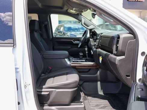 New 2026 GMC Sierra 1500 Elevation w/ Elevation Premium Package AWD/4WD image 29