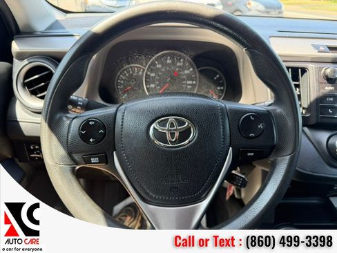 Used 2016 Toyota RAV4 LE AWD/4WD image 14