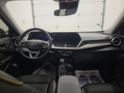 Used 2025 Chevrolet Trax ACTIV w/ Driver Confidence Package FWD image 13