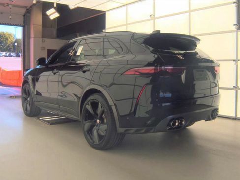 Used 2021 Jaguar F-PACE SVR AWD/4WD image 3