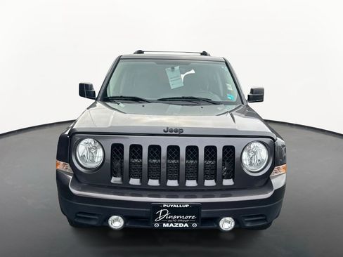 Used 2017 Jeep Patriot Latitude FWD image 8