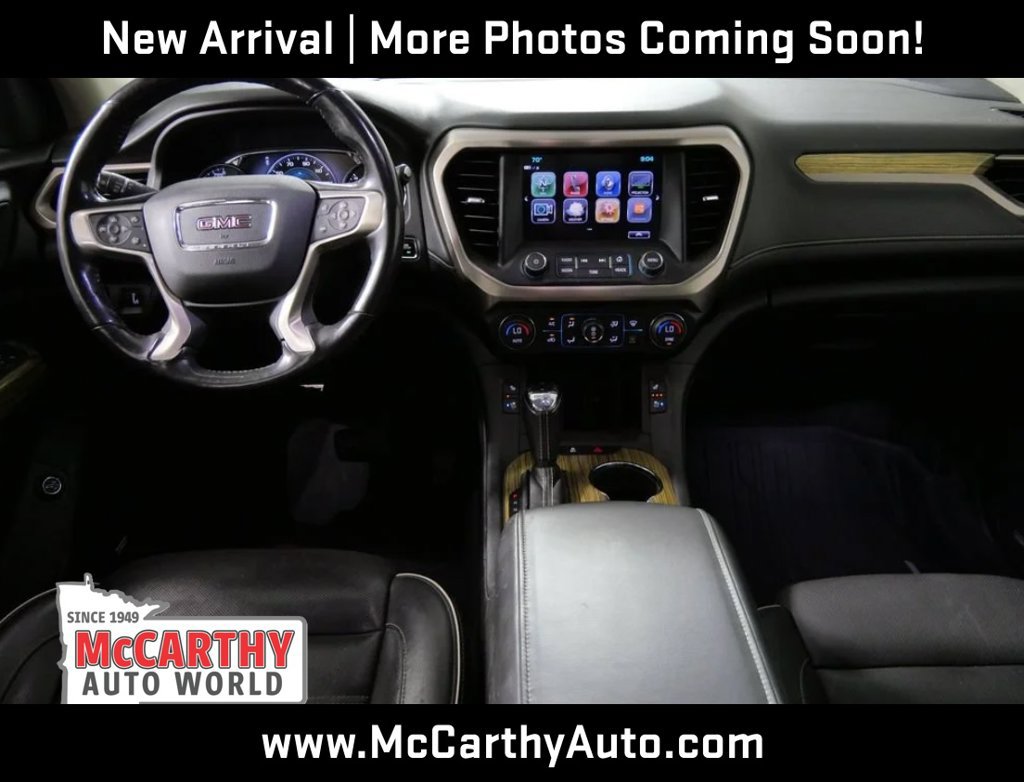 Used 2017 GMC Acadia Denali w/ Technology Package AWD/4WD image 8
