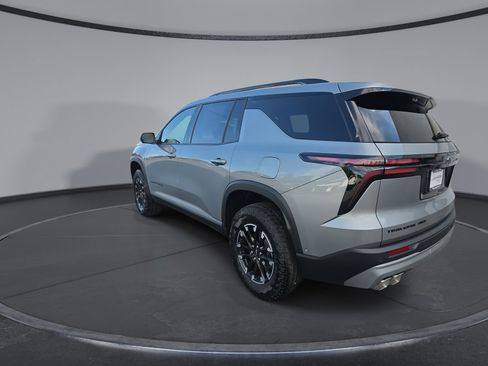 New 2026 Chevrolet Traverse Z71 w/ Enhanced Driving Package AWD/4WD image 11