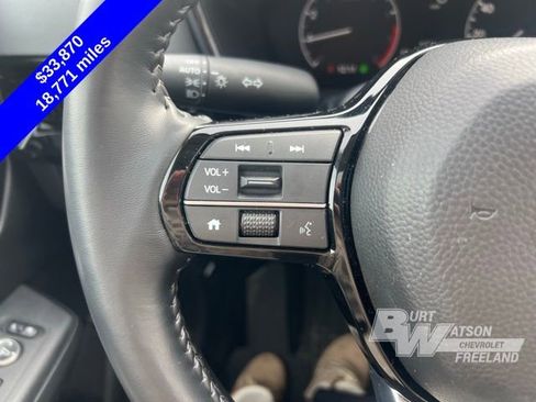 Used 2025 Honda CR-V EX-L image 16