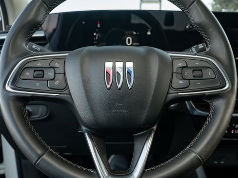 Used 2025 Buick Encore GX Avenir w/ Avenir Technology Package image 24