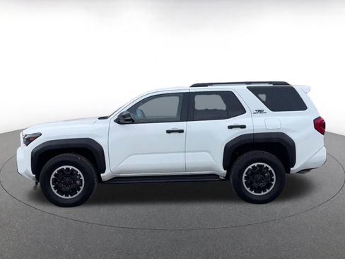 Used 2025 Toyota 4Runner TRD Off-Road image 9