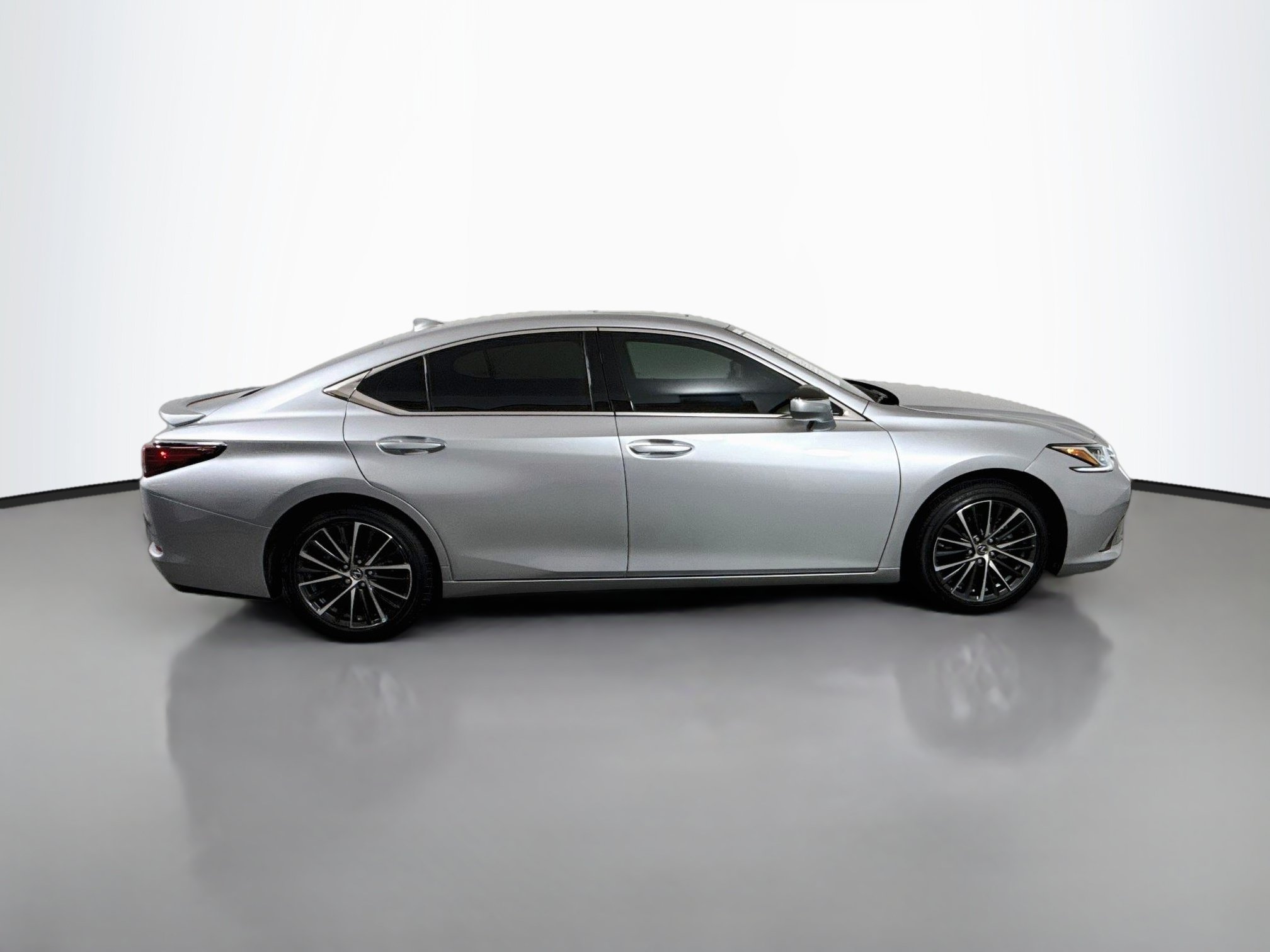 Used 2024 Lexus ES 350 w/ Premium Package FWD image 8