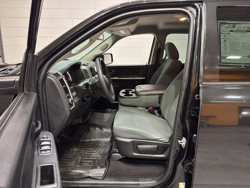 Used 2018 RAM 1500 Express image 13