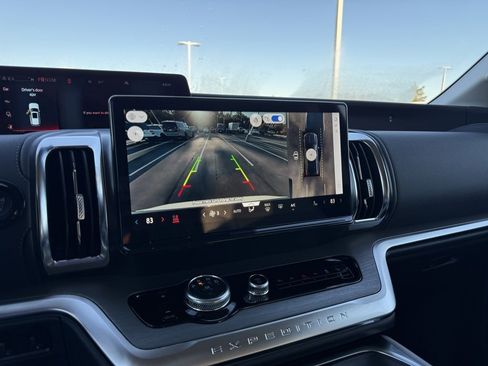 New 2025 Ford Expedition Max Platinum w/ Driver's Package image 13