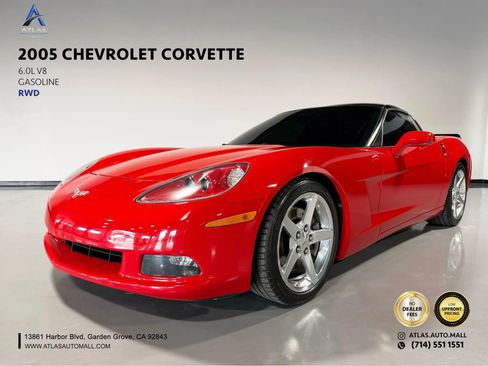Used 2005 Chevrolet Corvette Coupe w/ Preferred Equipment Group RWD image 1