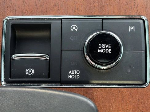 Used 2023 Lincoln Navigator Black Label AWD/4WD image 9