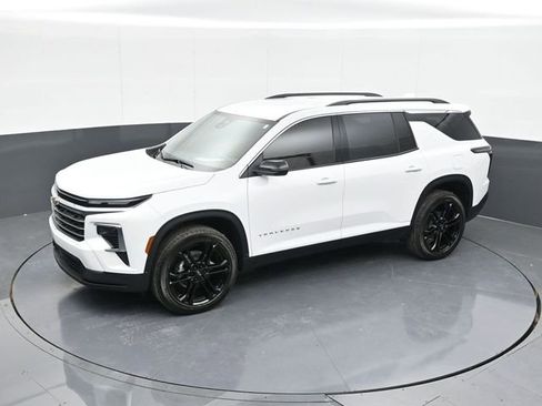 New 2026 Chevrolet Traverse LT w/ LPO, Floor Liner Package image 64