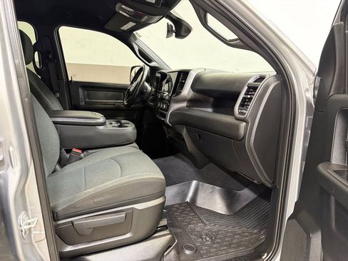 Used 2022 RAM 3500 Tradesman AWD/4WD image 37