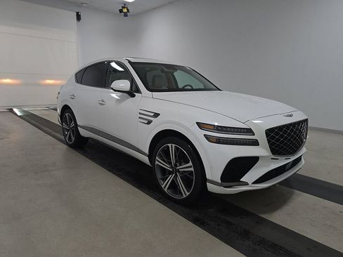 Used 2025 Genesis GV80 3.5T e-SC AWD/4WD image 4