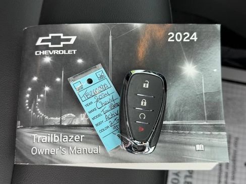 Certified 2024 Chevrolet TrailBlazer ACTIV FWD image 37