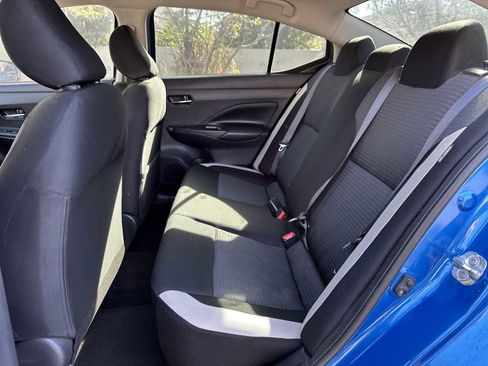 Used 2020 Nissan Versa SV image 17