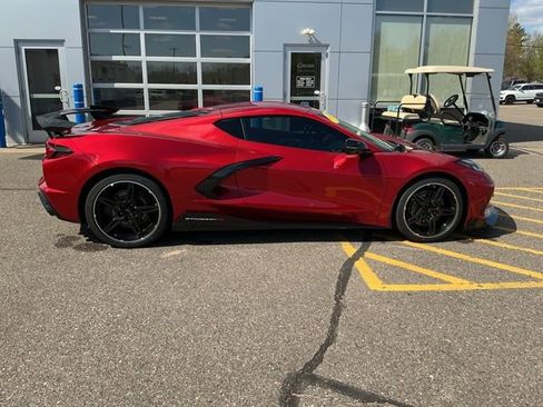 Used 2024 Chevrolet Corvette Stingray Premium Cpe w/ Z51 Performance Package RWD image 9