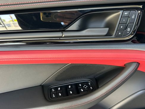 Used 2026 Porsche Panamera image 12