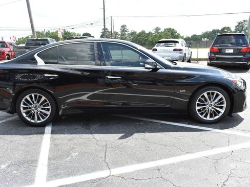 Used 2019 INFINITI Q50 Luxe w/ Essential Package (3.0T Luxe) RWD image 5