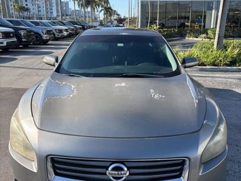 Used 2014 Nissan Maxima 3.5 SV w/ Sport Package image 2