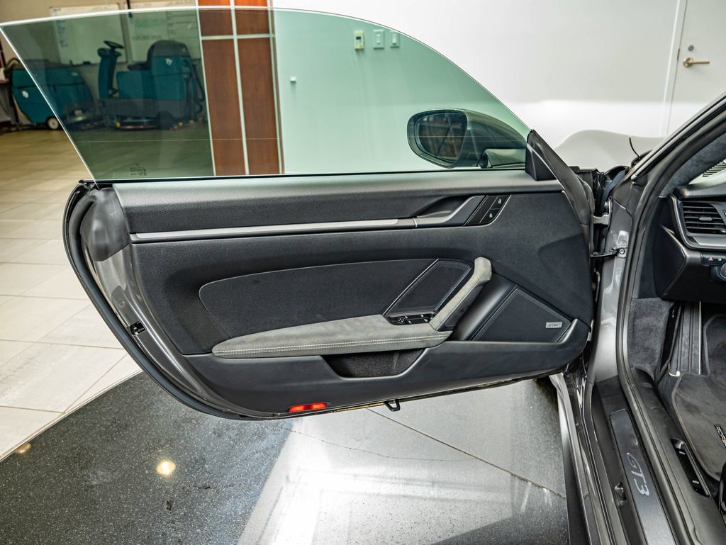 Certified 2022 Porsche 911 GT3 RWD image 32