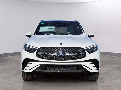 Used 2026 Mercedes-Benz GLC 300 4MATIC image 2