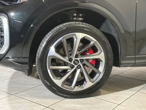 New 2025 Audi SQ5 Premium image 14