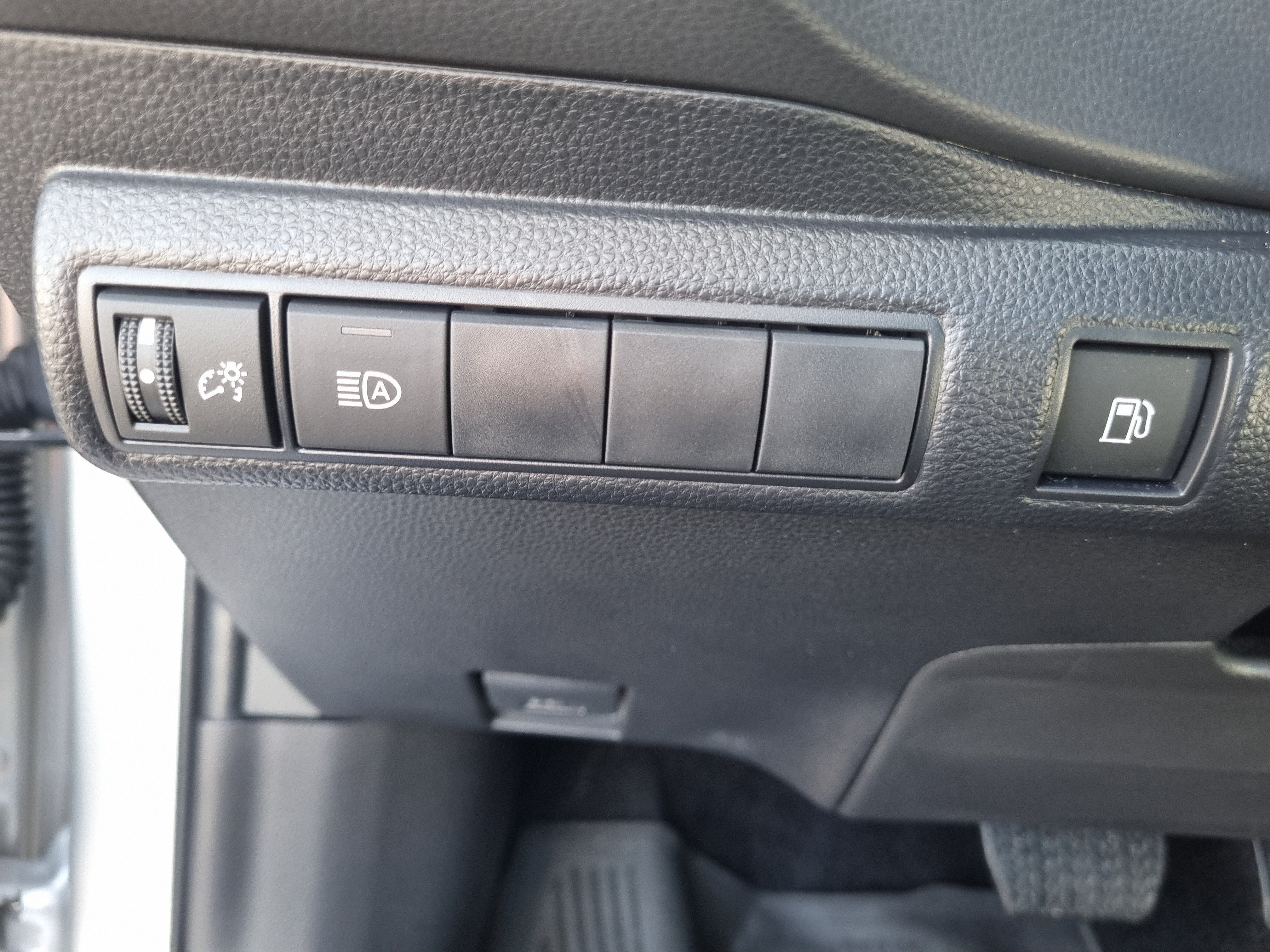 Certified 2026 Toyota Corolla LE FWD image 17