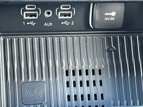 New 2026 Jeep Grand Cherokee Altitude AWD/4WD image 25