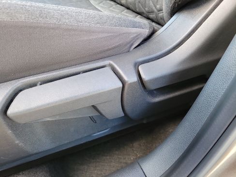 Certified 2025 Nissan Kicks SV w/ Charging Package FWD image 15