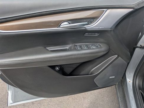 Used 2024 Cadillac XT5 Premium Luxury w/ Platinum Package image 10