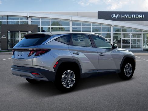 New 2026 Hyundai Tucson Blue SE AWD/4WD image 8