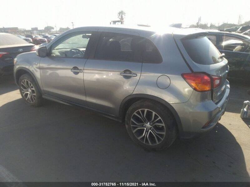 Used 2018 Mitsubishi Outlander Sport ES FWD image 10