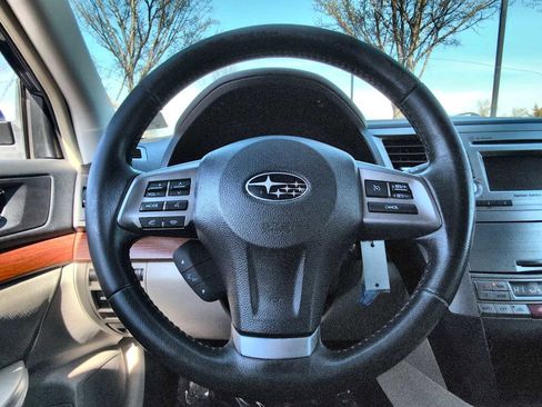 Used 2014 Subaru Outback 2.5i Limited w/ Moonroof Package image 22