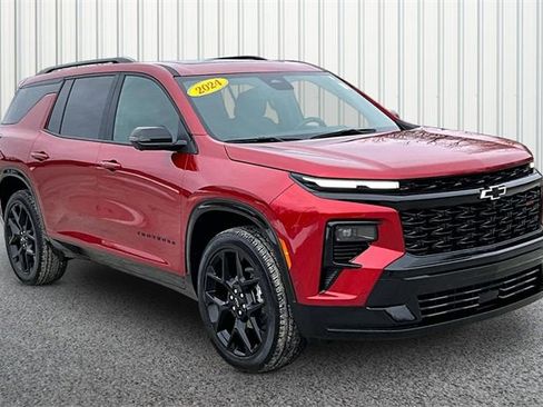 Used 2024 Chevrolet Traverse RS w/ LPO, Floor Liner Package image 1